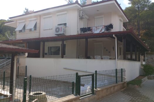 Ayvalık Küçükköy Satılık Yazlık